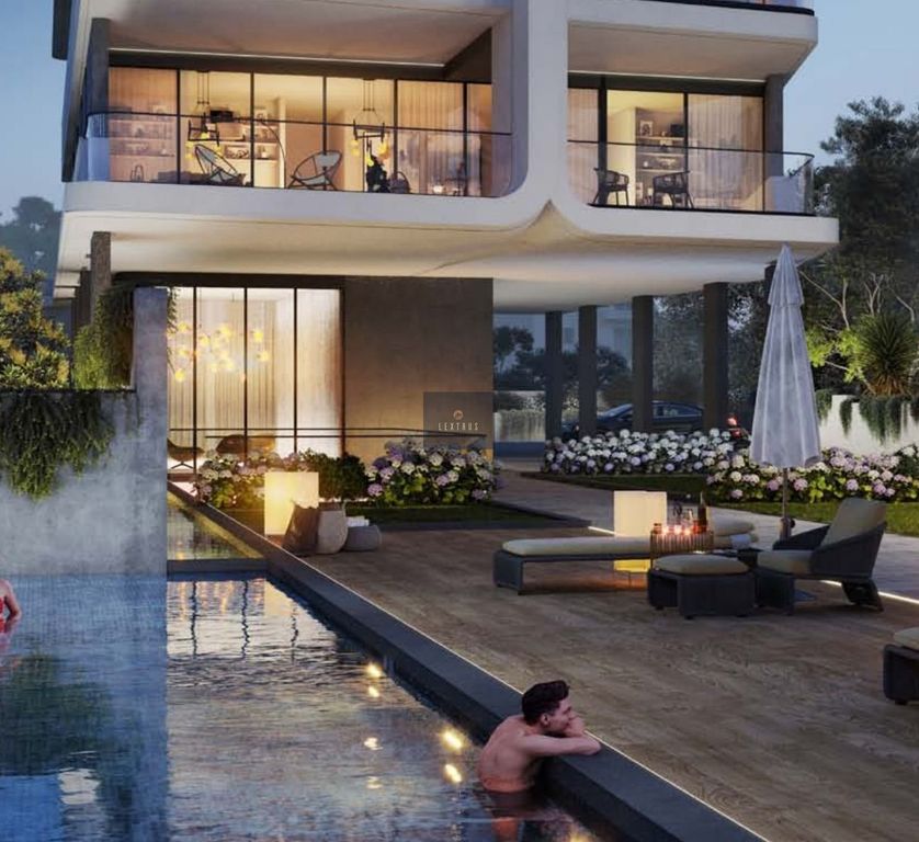 Property photo 3 of 25