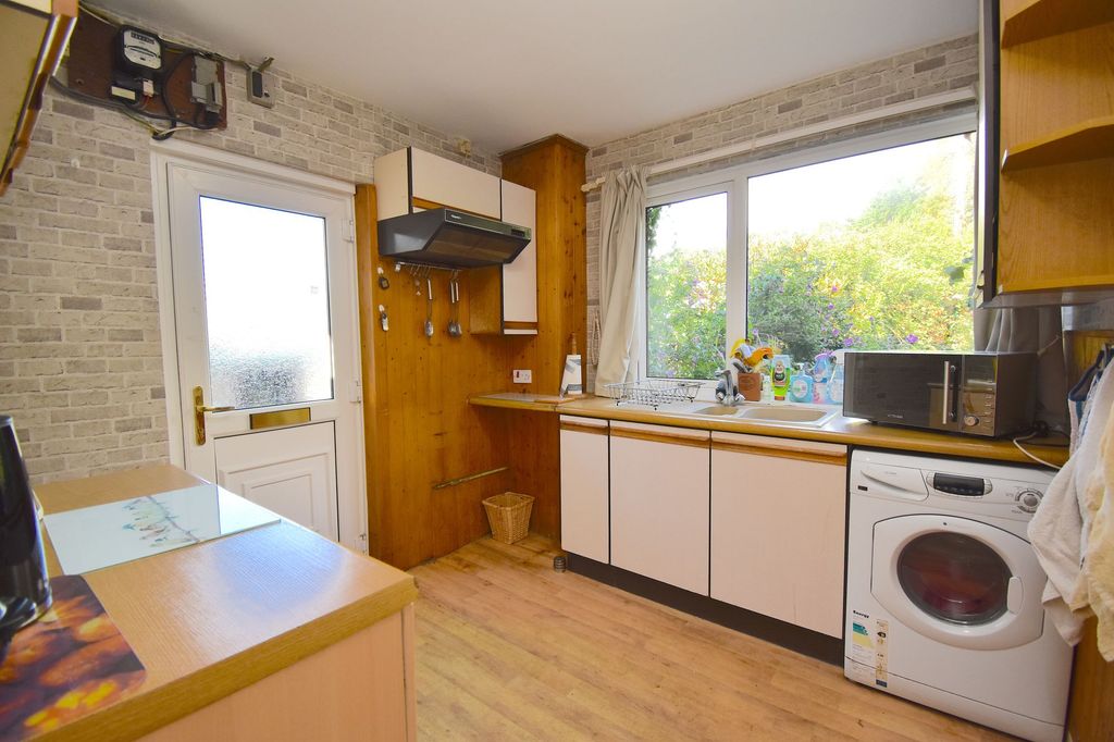 Property photo 3 of 26