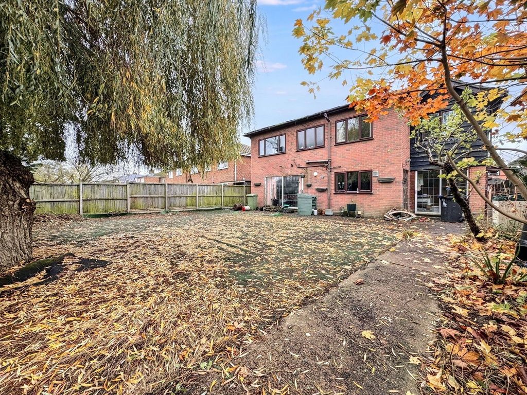 Property photo 3 of 5