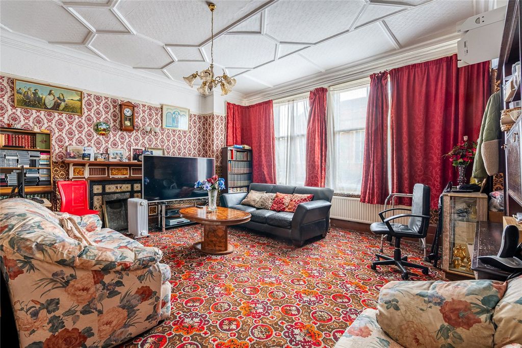 Property photo 2 of 10 Picture No. 06