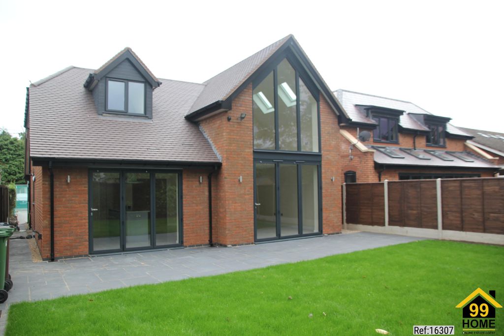 Property photo 2 of 18 Photo 1