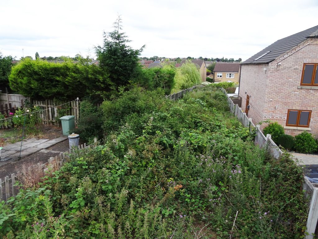 Property photo 1 of 3