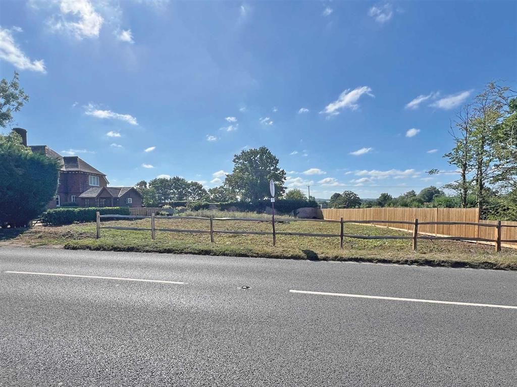 Property photo 1 of 3