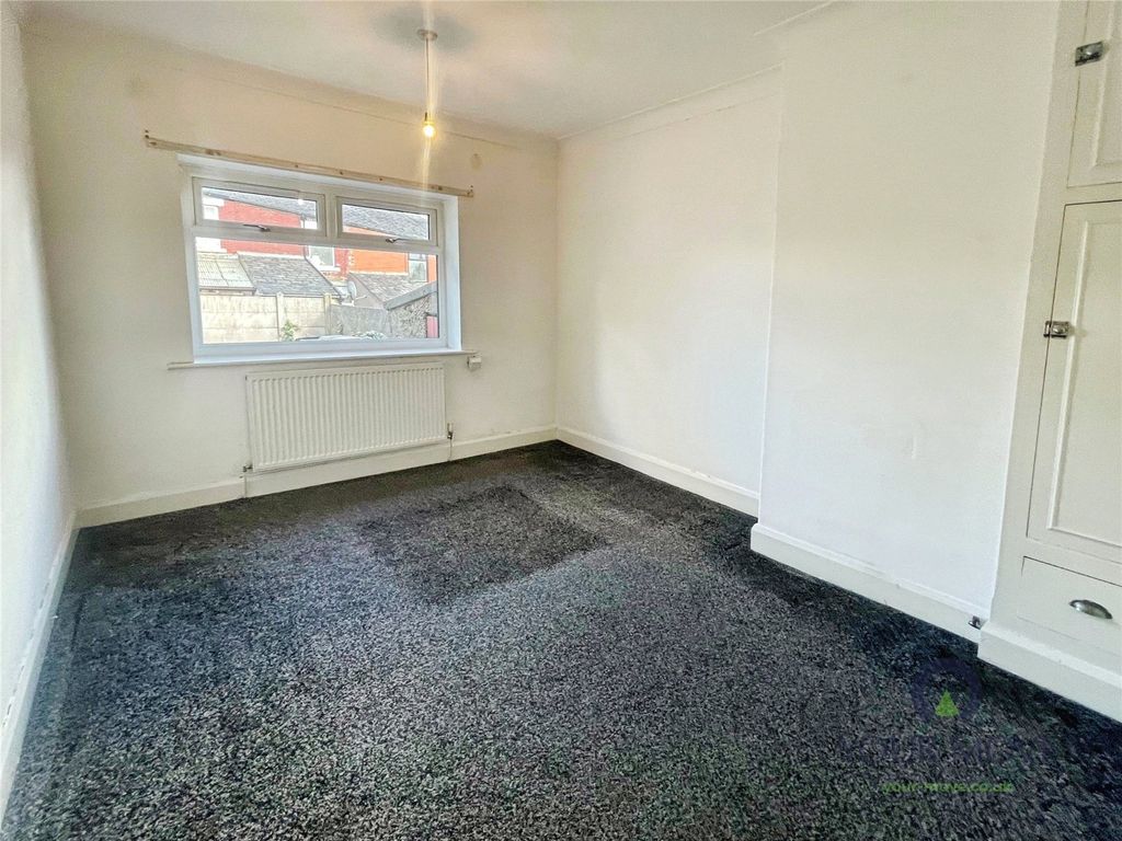 Property photo 3 of 9 Picture No. 01