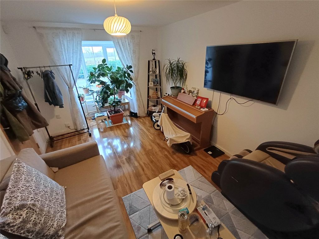 Property photo 2 of 13 Picture No. 09