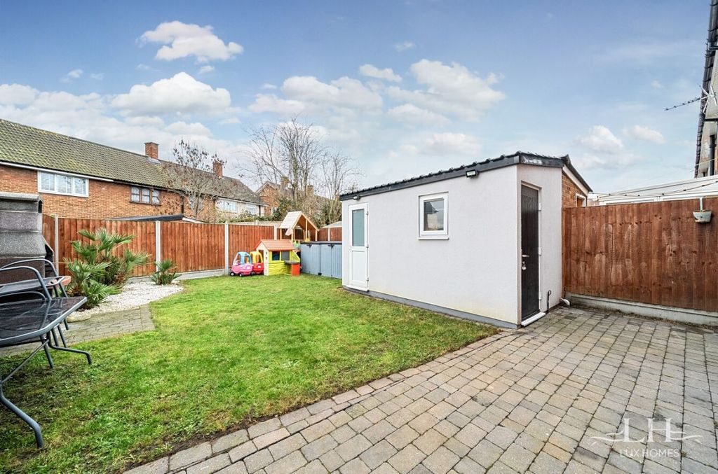 Property photo 1 of 22