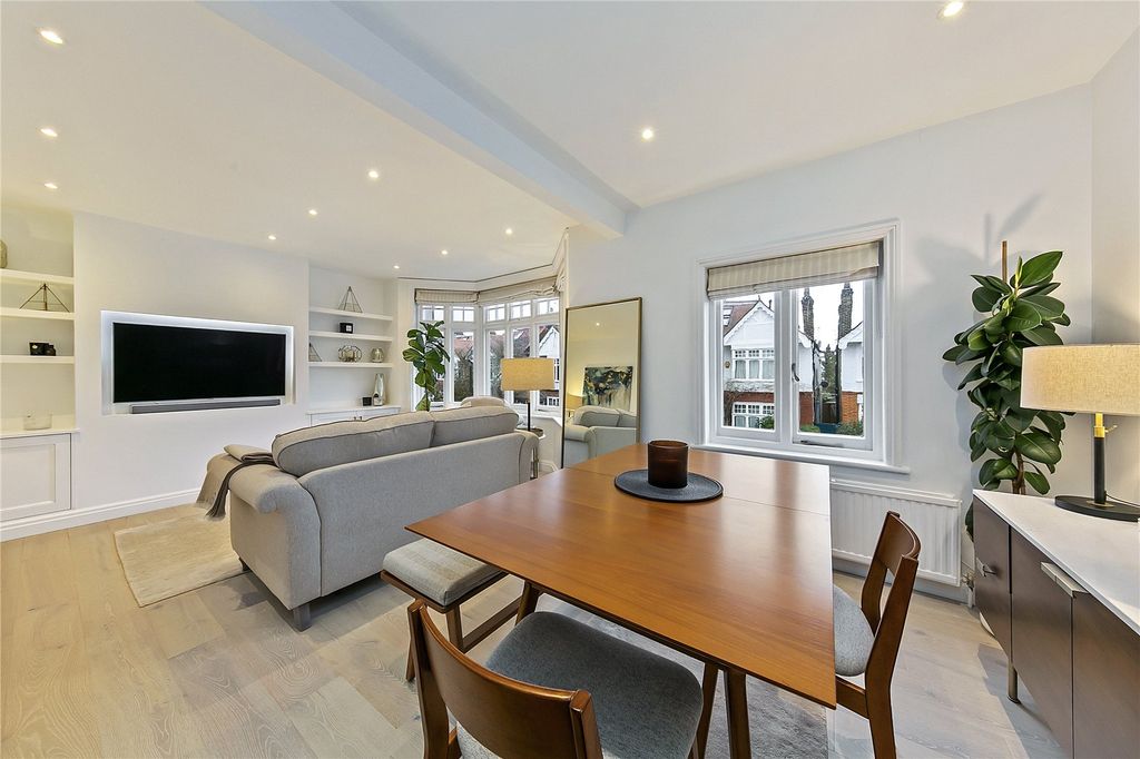 Property photo 3 of 12 Picture No. 21