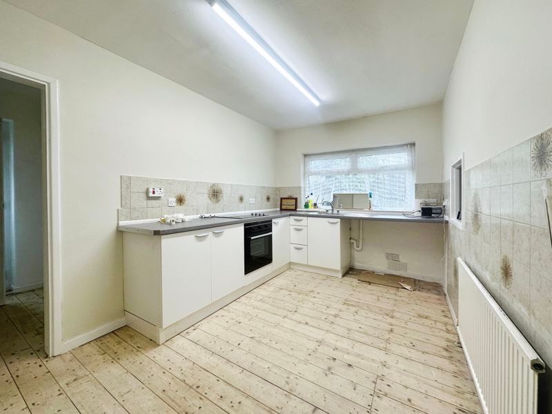 Property photo 3 of 12 Photo 9