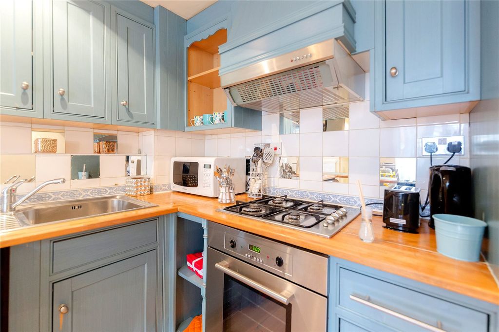 Property photo 3 of 12 Picture No. 63