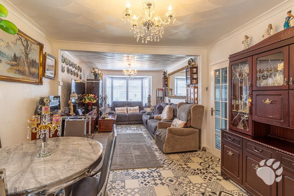 Property photo 3 of 20 Lounge/Diner