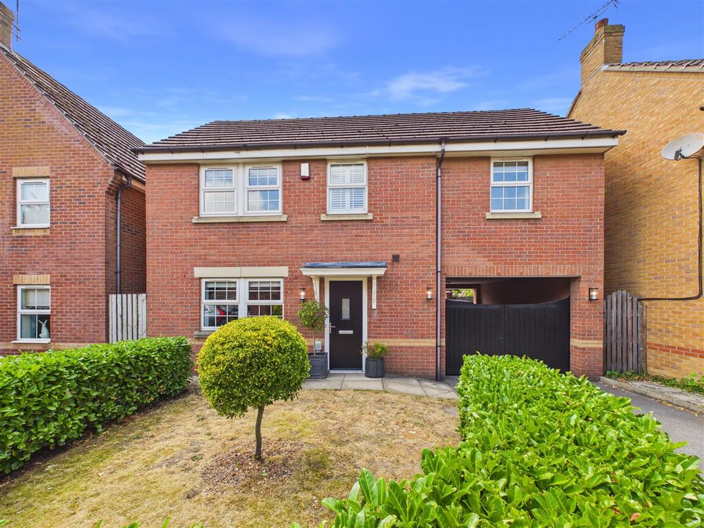 Property photo 1 of 19 Hazel Court - Main