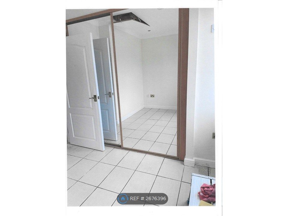 Property photo 3 of 3 Bedroom