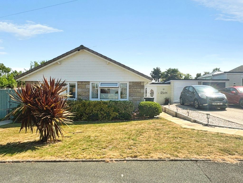 Property photo 1 of 19 Front