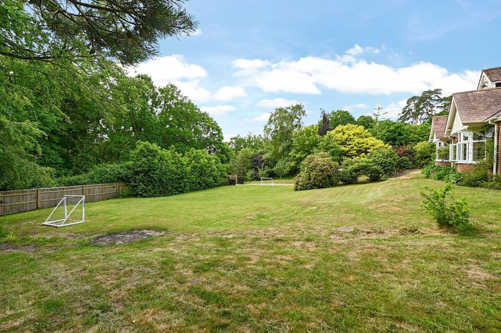 Property photo 2 of 20 Old Tanyards Tn18 (7).Jpg