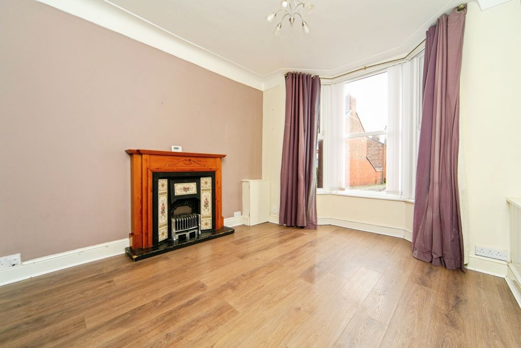 Property photo 3 of 18 Photo