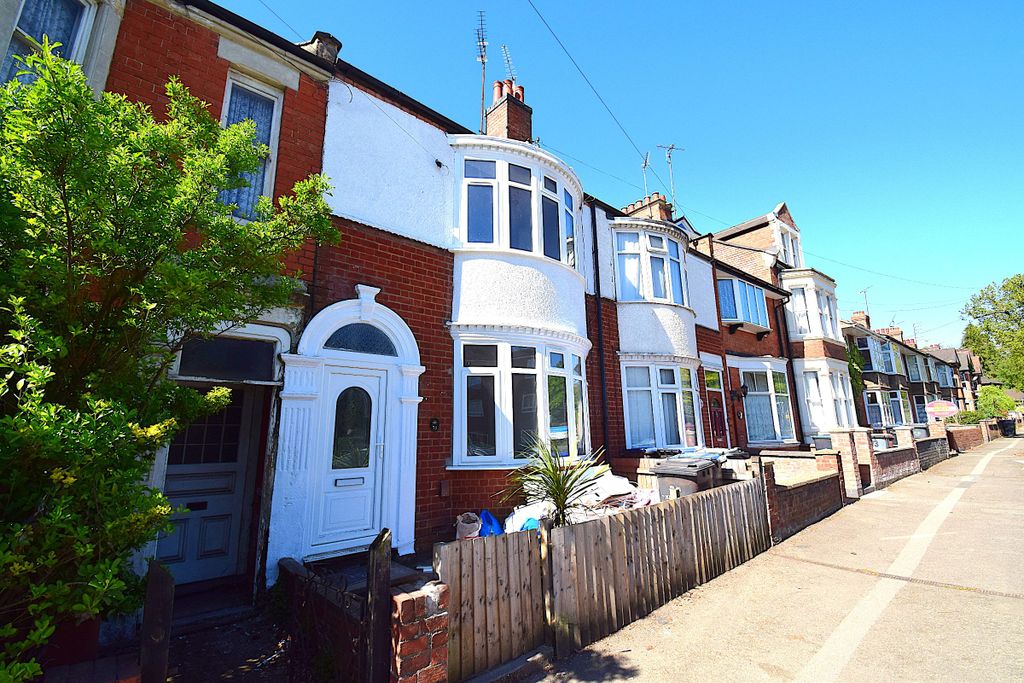 Property photo 1 of 1