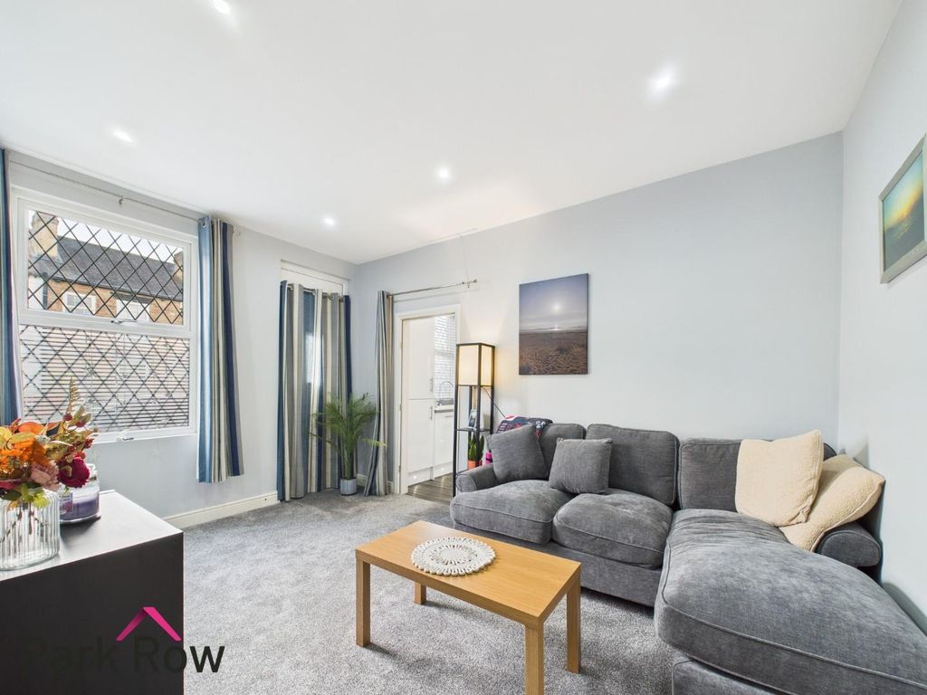 Property photo 2 of 23 Living Room