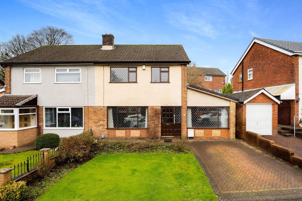 Property photo 1 of 28 Photograph 1