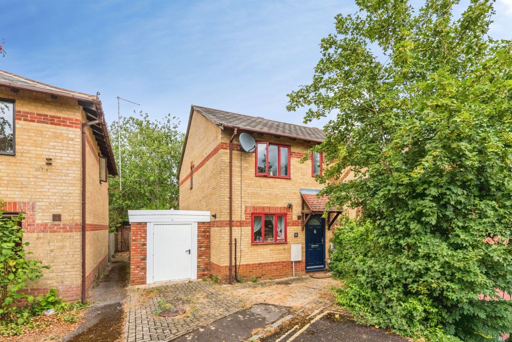 Property photo 1 of 17