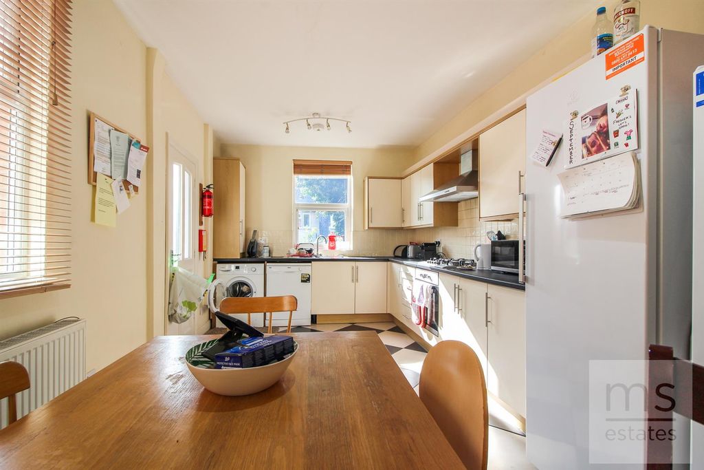 Property photo 2 of 12 Img_6591.Jpg