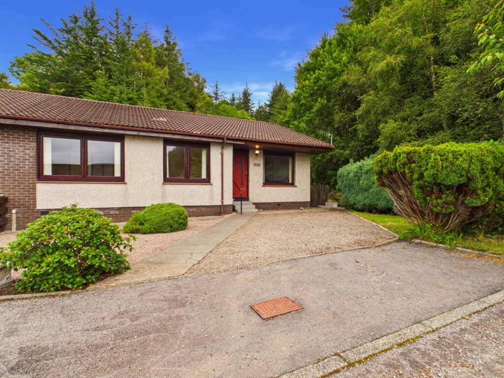 Property photo 1 of 27