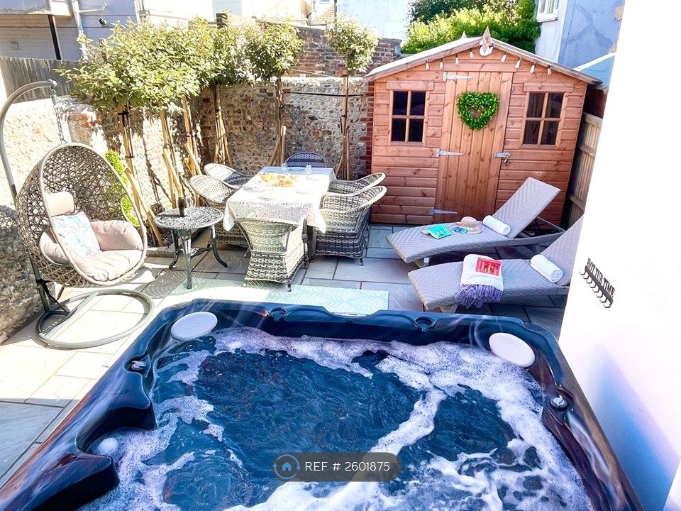 Property photo 3 of 18 Private Rear Garden