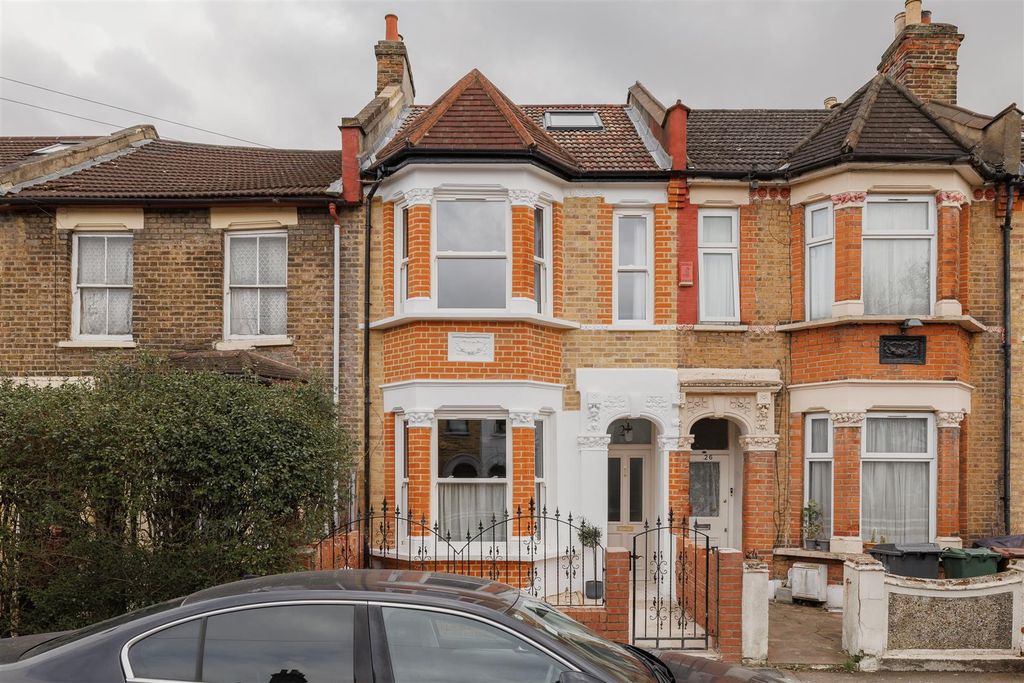 Property photo 1 of 51 Somers Road, E17