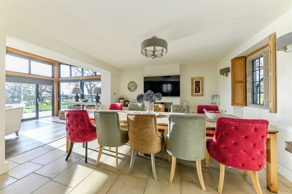 Property photo 3 of 33 Dsc_4787