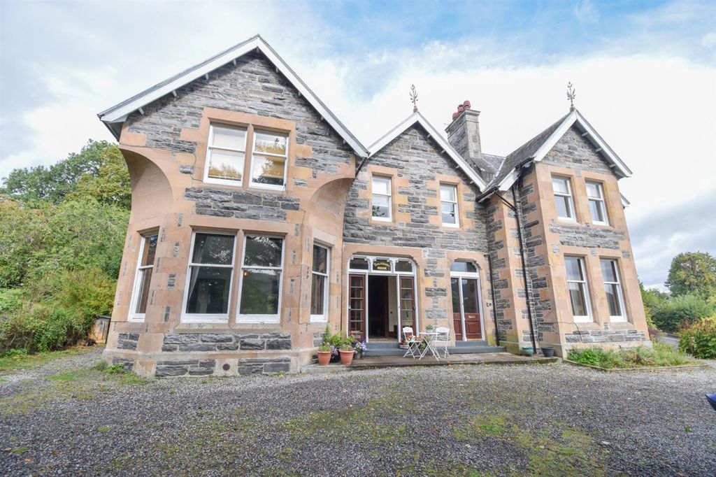 Property photo 1 of 16 Front.Jpg