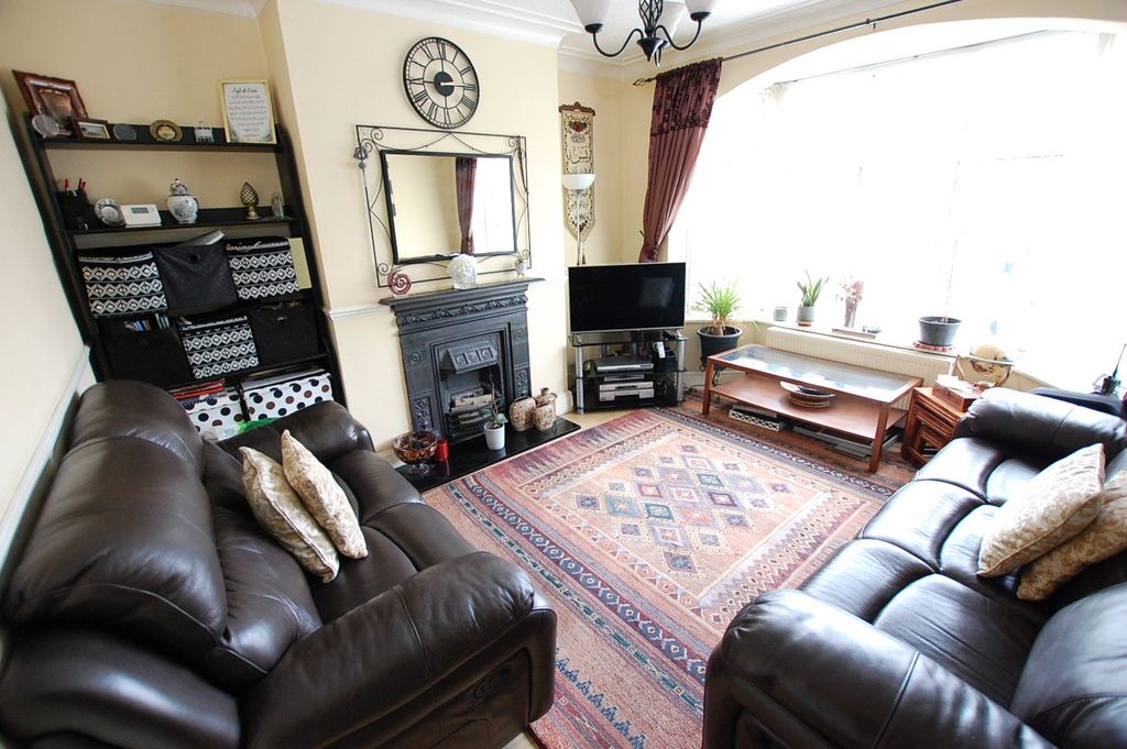 Property photo 2 of 16 Picture No. 01