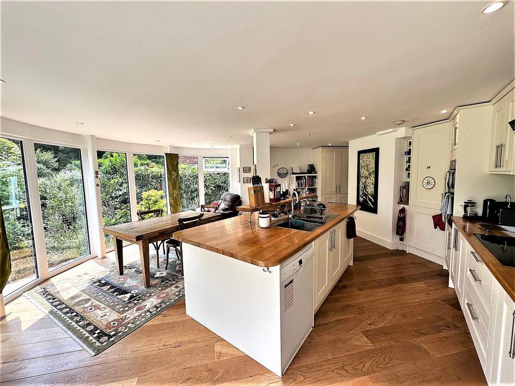 Property photo 2 of 23 10.Jpg