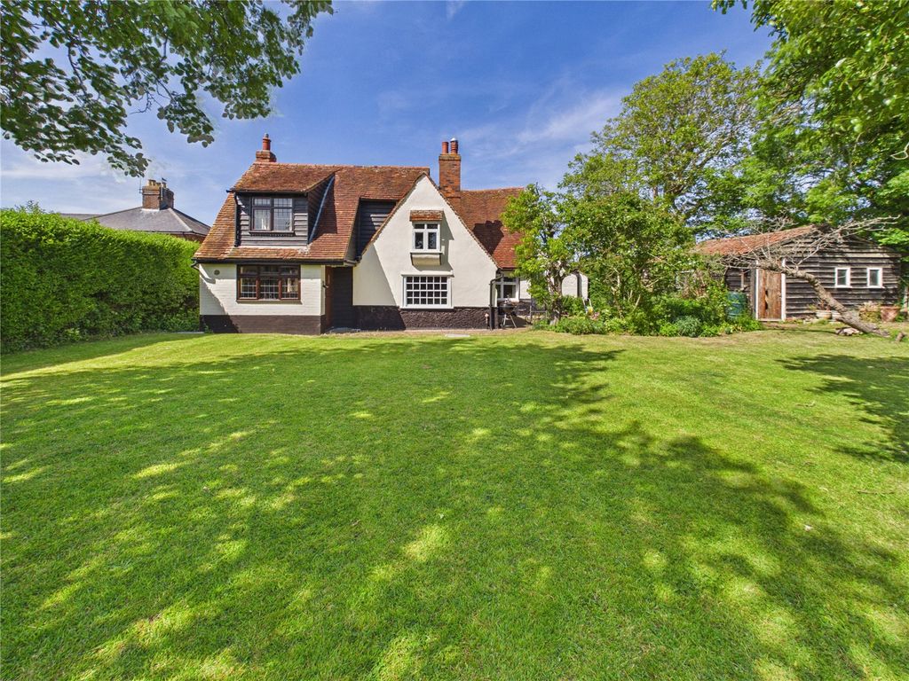 Property photo 3 of 37 Picture No. 07