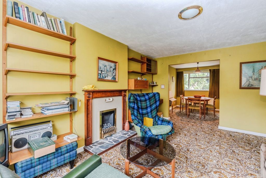 Property photo 3 of 15 Photo