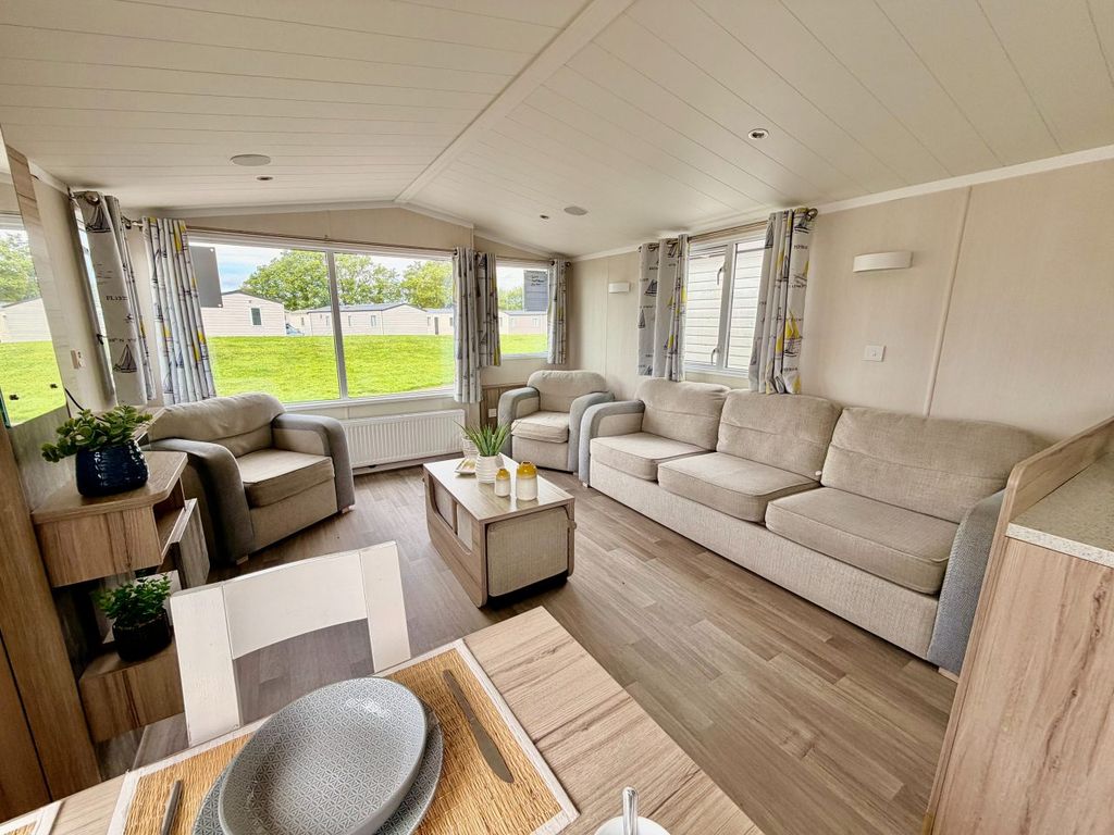 Property photo 1 of 17 Swift Surfshack 2016 Vs332978 139743553.Jpeg