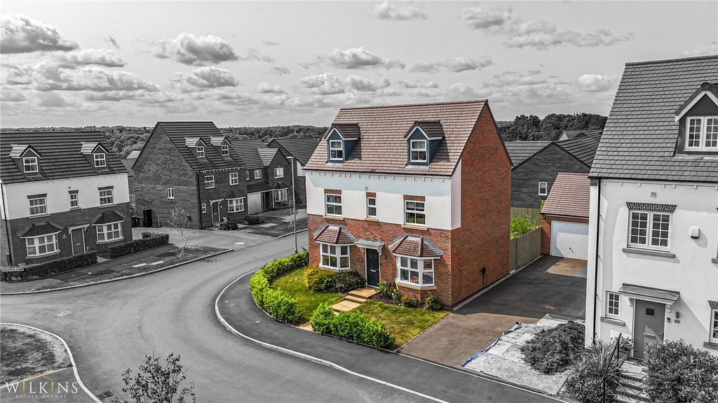 Property photo 1 of 45 Picture No. 09
