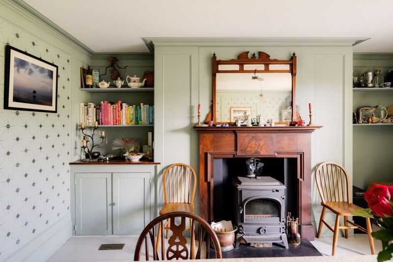 Property photo 1 of 23 Dining Room