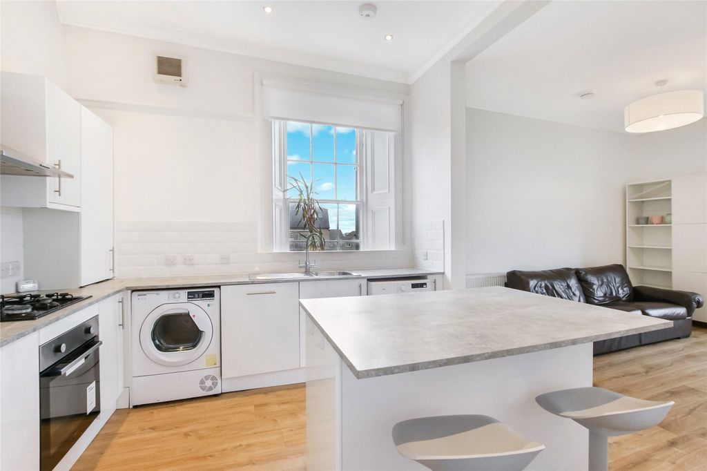 Additional image 7 of 2 bed flat for saleRoseangle, Dundee, Angus DD1