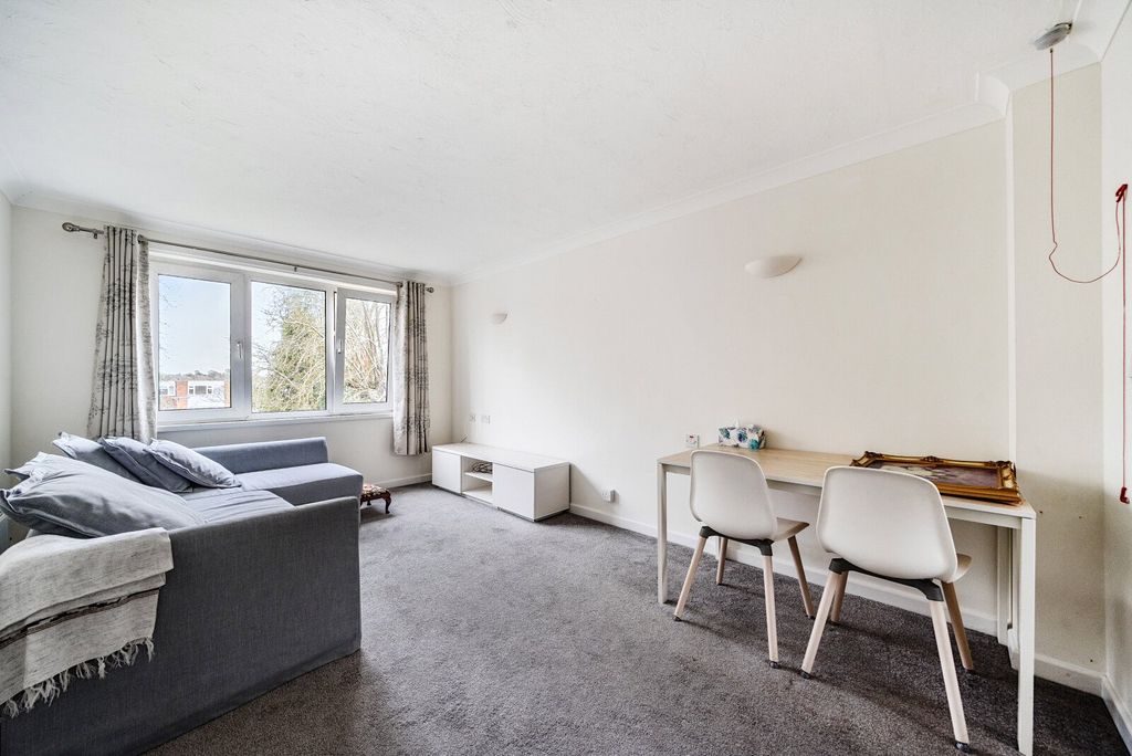 Property photo 3 of 8 Picture No. 04