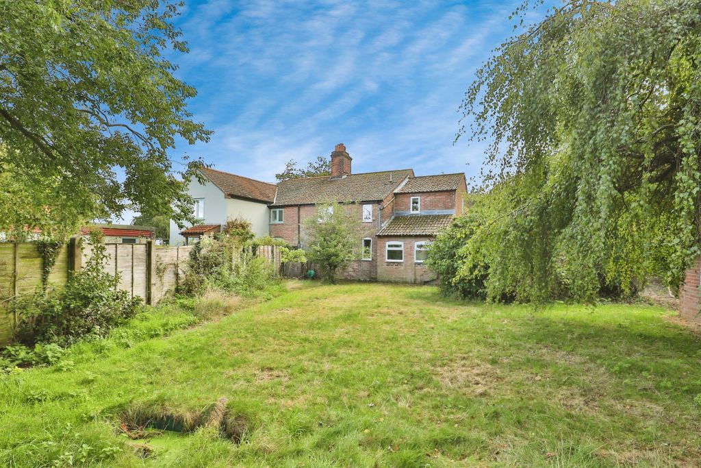 Property photo 3 of 16