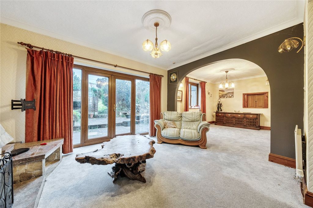 Property photo 3 of 18 Picture No. 04