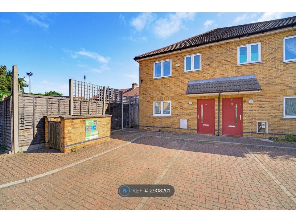 Property photo 2 of 33