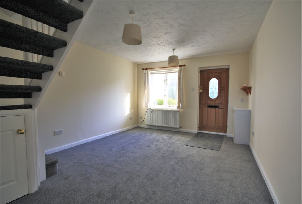 Property photo 3 of 9 Img_3182