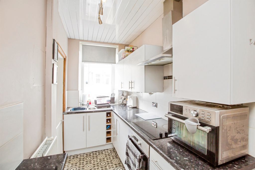 Property photo 3 of 15