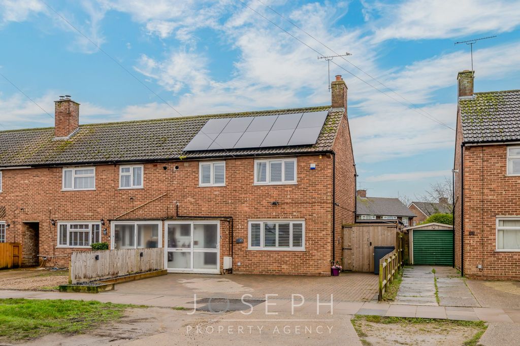 Property photo 1 of 31