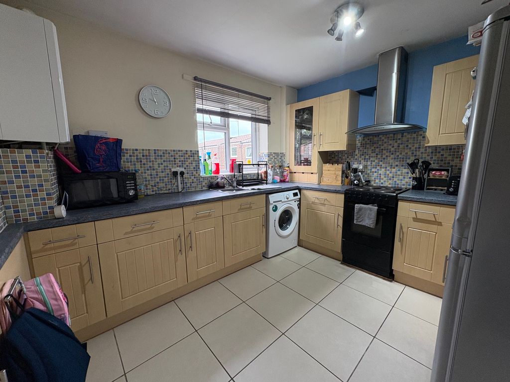 Property photo 3 of 10 Image