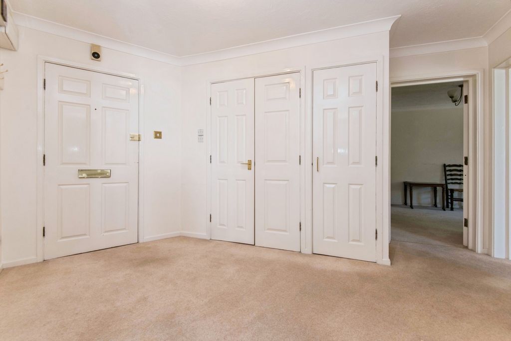 Property photo 2 of 15 Photo