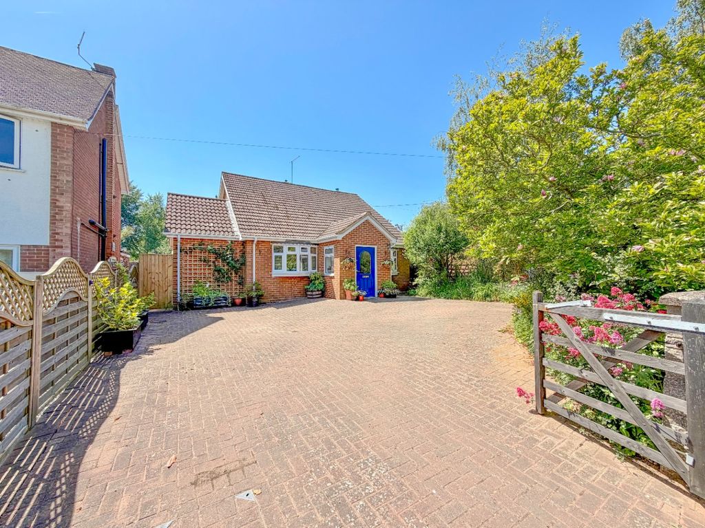 Property photo 1 of 59 5172043