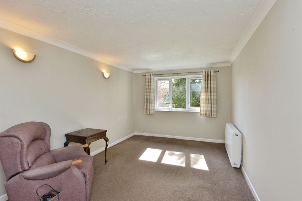 Property photo 3 of 9