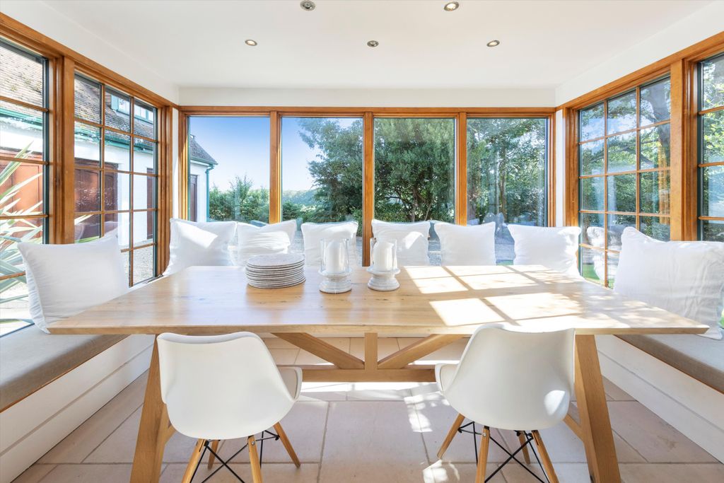 Property photo 1 of 21 Image