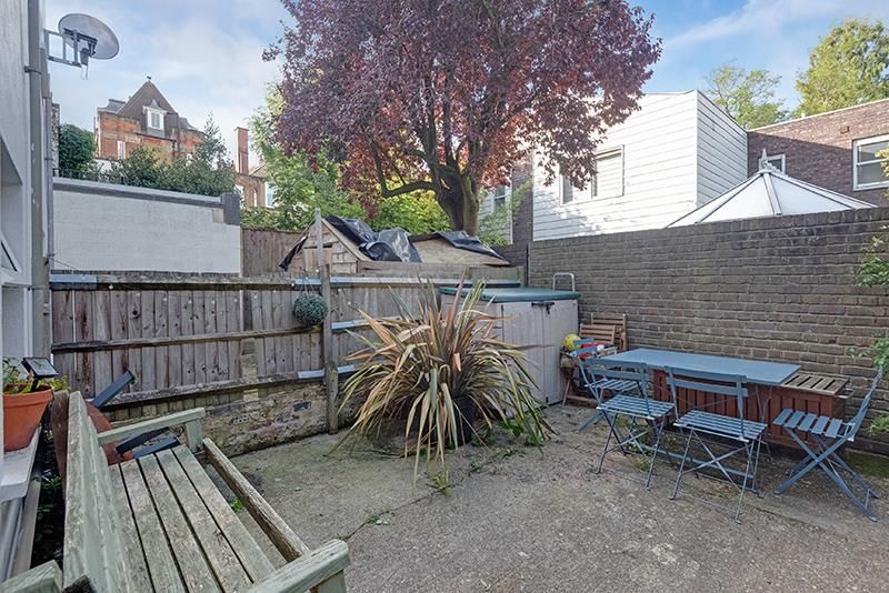 Property photo 2 of 7